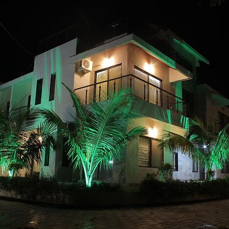 Sia Resort Alībāg Exterior foto